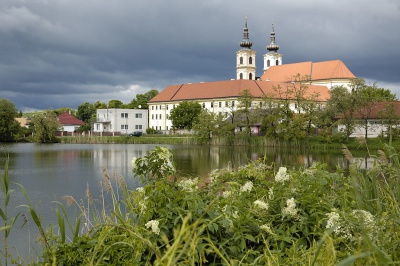 Duchovně-relaxační pobyt v termálních lázních Podhájska s návštěvou poutních míst Šaštín a Dechtice